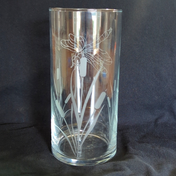 (New) Etched Glass Dragonfly Vase - Picture 3 of 3